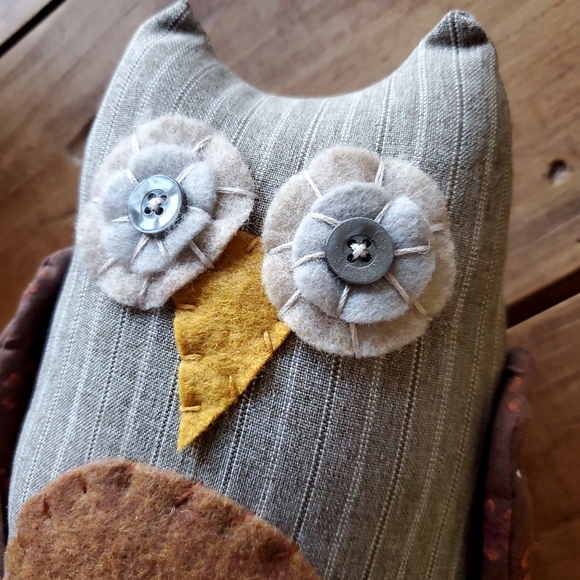 Handmade Fabric Owls set of Two Nursery Home Fall Decor - Picture 7 of 13